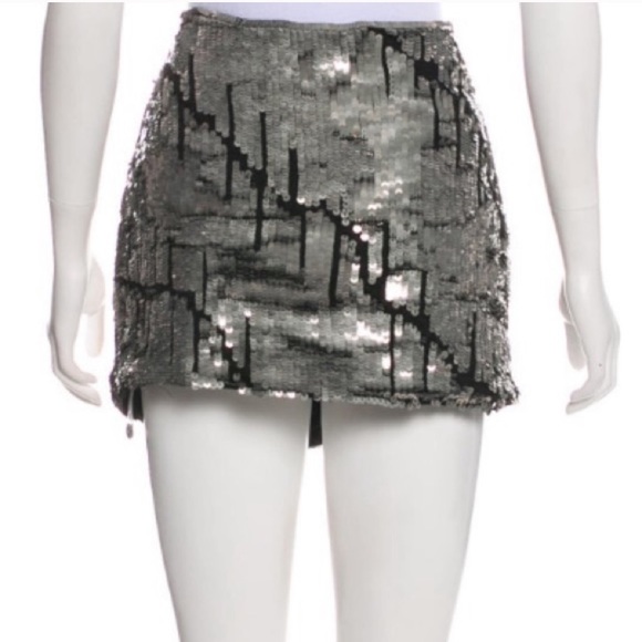 GRYPHON VEIN mini Sequin Silver Skirt Short - Picture 4 of 8
